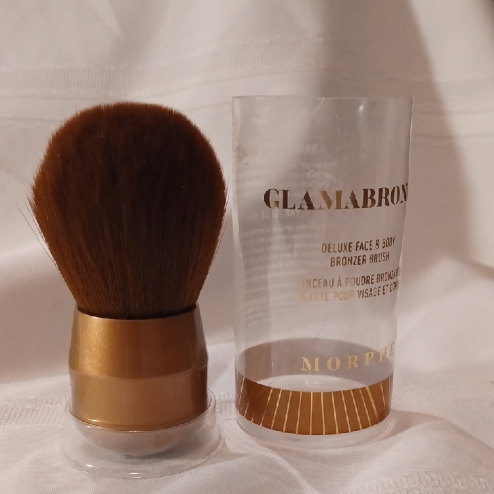 Morphe Glamabronz Face & Body Bronzer  Brush -